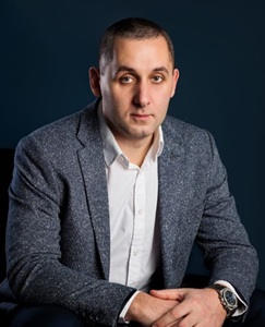 Александр Юрьевич Гладков